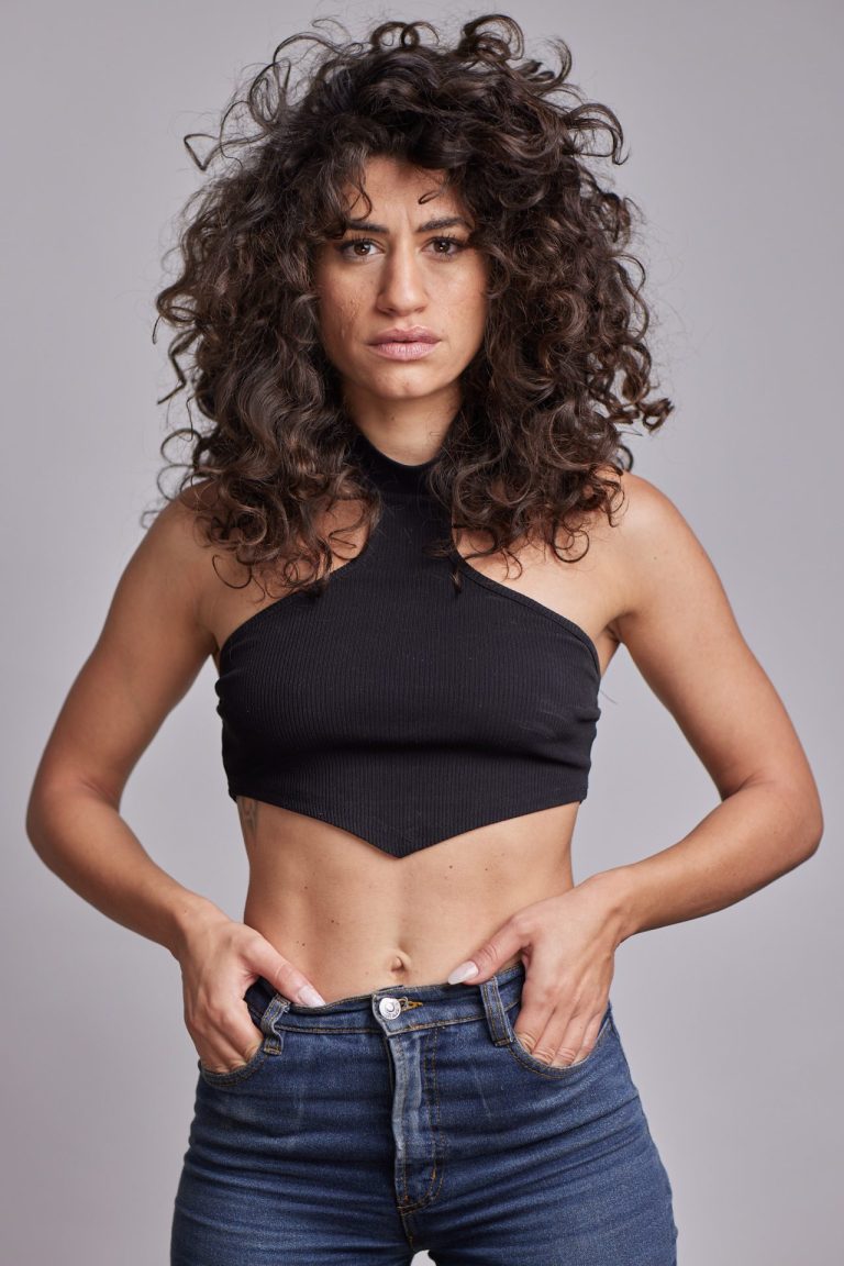 טל אבישר  שחקנית יפה